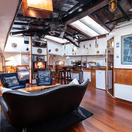 Anna Houseboat Hotel Amsterdam Exterior photo