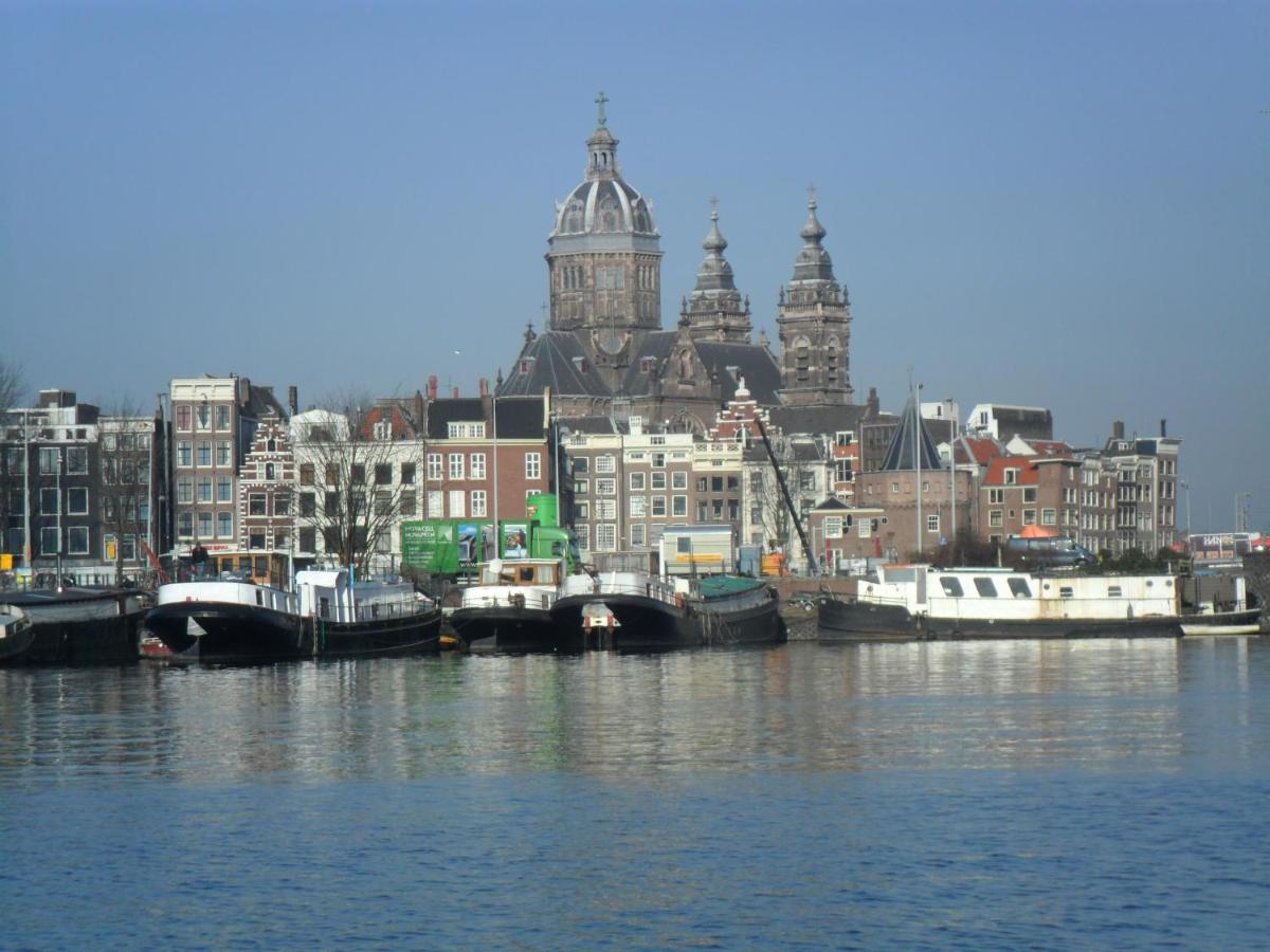 Anna Houseboat Hotel Amsterdam Exterior photo